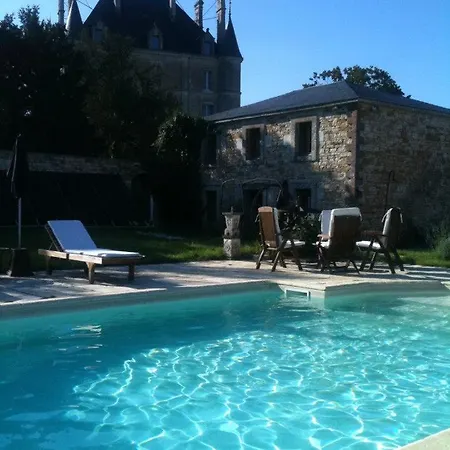 Bed & Breakfast Chateau Le Puybelliard Chantonnay